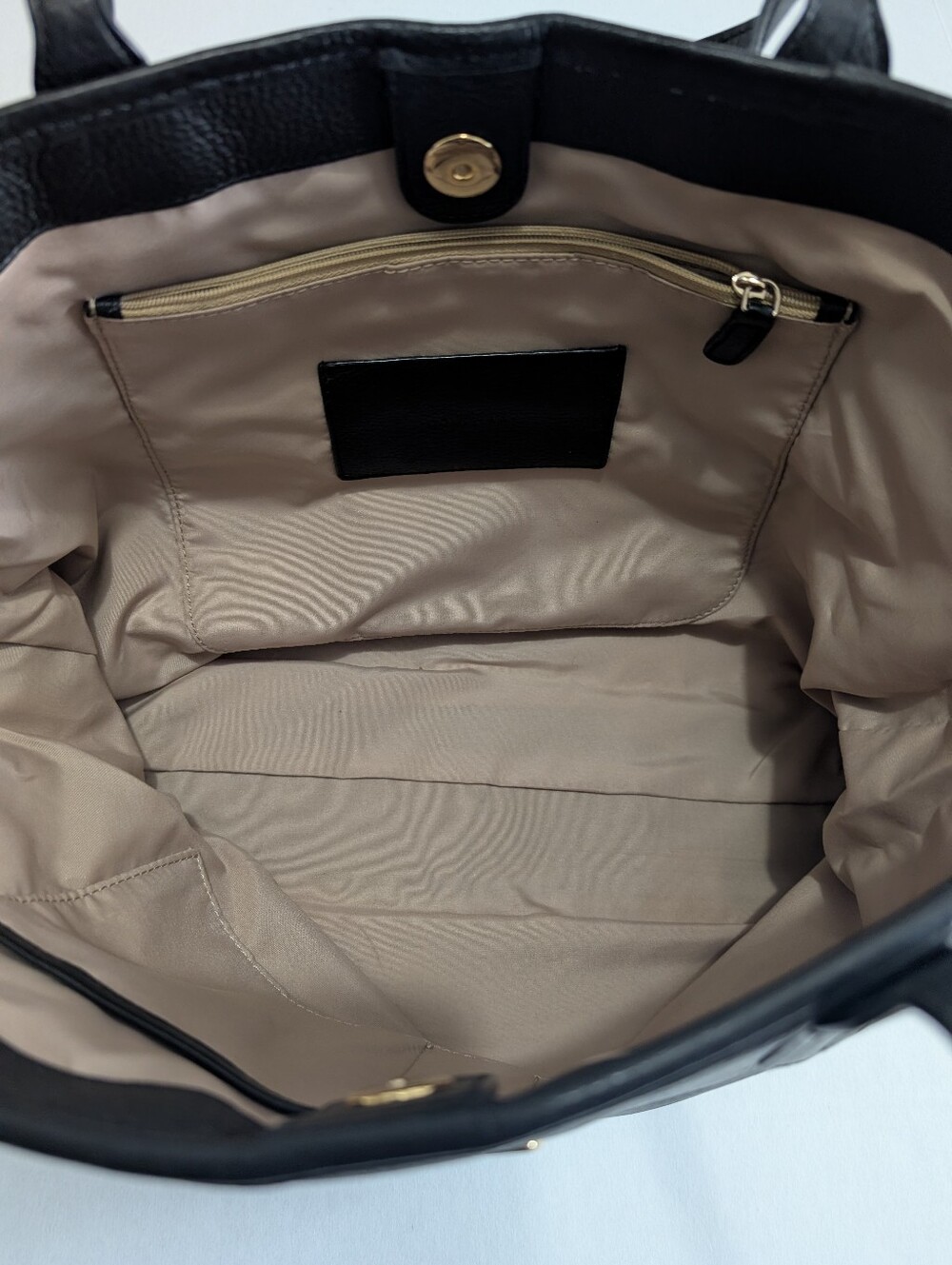Cole Haan Classic Black Pebble Leather Tote Bag/Purse - Picture 4 of 7